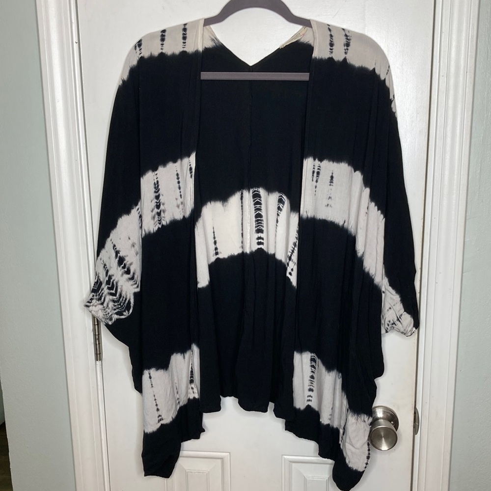 Haute Society tie dye kimono robe cover up